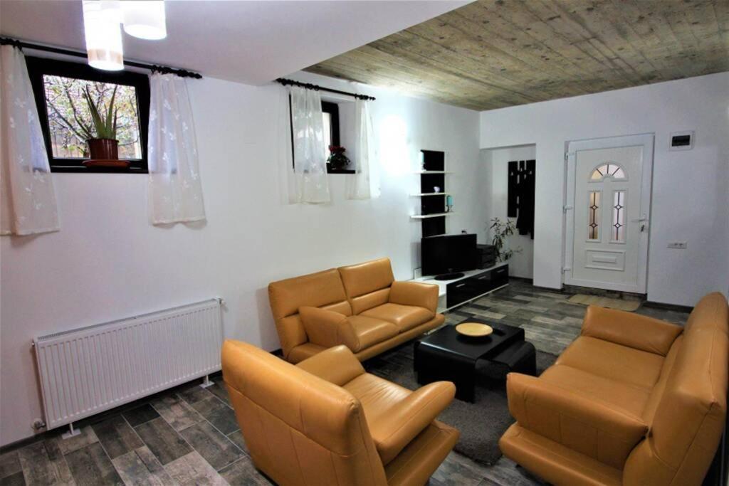 Maria*S Apartment! Cristian  Exterior photo